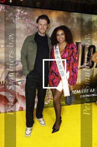 Amsterdam 3 december 2024
Premiere Wicked in Tuschinski. Amber rustenberg met vriend