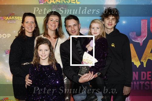 Amsterdam 8 december 2024
Premiere Juf Brakel in Pathe Arena met in de hoofdrollen Nicolette v Dam Martijn Fischer Annette Barlo Ditmar Marlin Flint de Man Floris Gobel Annick Boer Aram v d Rest Bart Oomen Carolina Dijkhuizen ea.Aram v d Rest met familie