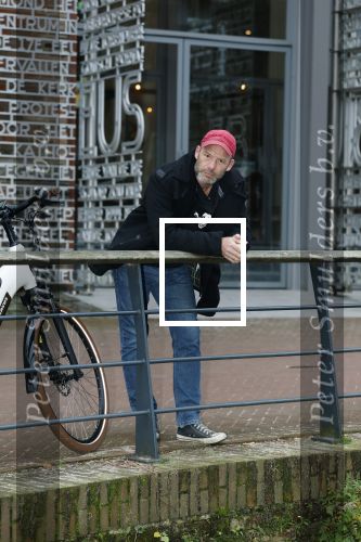 Arnhem 11 december 2024
25 jaar geleden won Bart Spring in t Veld de eerste serie van Big Brother .