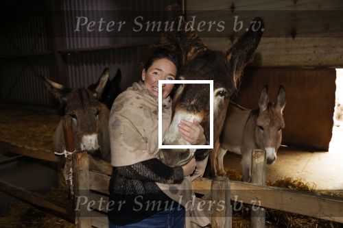 Kamperland 19 december 2024
Bianca Plune van Big Brother bij haar thuis . Haar bedrijf heet het ezelhuis