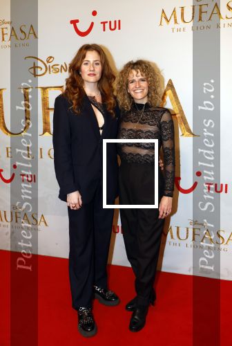 Amsterdam 17 december 2024
Premiere Mufasa (disney) in hotel l\'Europe. Carolien Borgers en Britte Lagchner