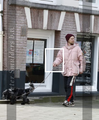 Amsterdam 11 maart 2023
Oud voetballer Poulsen van Ajax met vrouw en dochetr in Amsterdam.