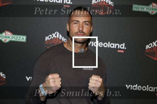 Hilversum 22 december 2024
Boxing infuencers event in studio 21 . Dave Roelvink