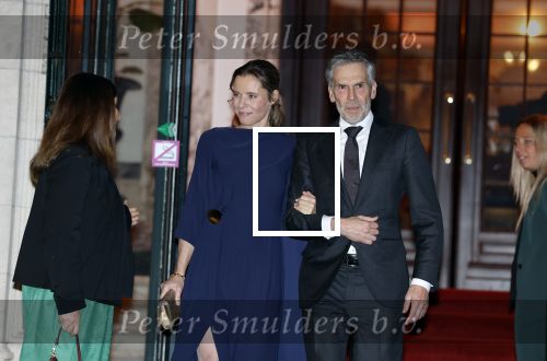 Amsterdam 11 december 2024
Koningspaar Koning Willem Alexander Koningin Maxima  bij contraprestatie Portugese staatsbezoek, Dick Schoof en partner Loes Meurs