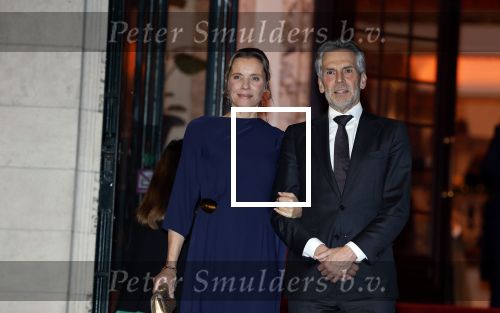 Amsterdam 11 december 2024
Koningspaar Koning Willem Alexander Koningin Maxima  bij contraprestatie Portugese staatsbezoek, Dick Schoof en partner Loes Meurs