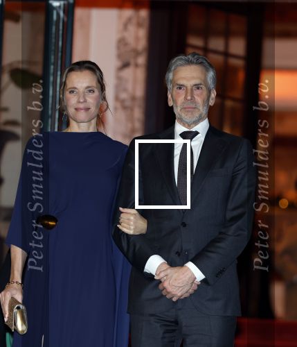 Amsterdam 11 december 2024
Koningspaar Koning Willem Alexander Koningin Maxima  bij contraprestatie Portugese staatsbezoek, Dick Schoof en partner Loes Meurs