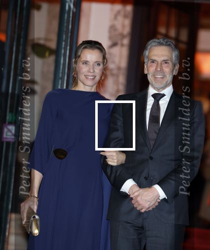 Amsterdam 11 december 2024
Koningspaar Koning Willem Alexander Koningin Maxima  bij contraprestatie Portugese staatsbezoek, Dick Schoof en partner Loes Meurs