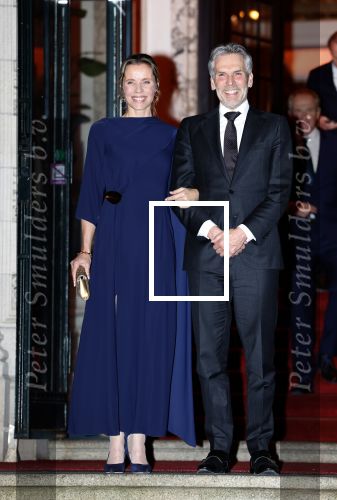 Amsterdam 11 december 2024
Koningspaar Koning Willem Alexander Koningin Maxima  bij contraprestatie Portugese staatsbezoek, Dick Schoof en partner Loes Meurs