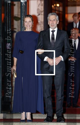 Amsterdam 11 december 2024
Koningspaar Koning Willem Alexander Koningin Maxima  bij contraprestatie Portugese staatsbezoek, Dick Schoof en partner Loes Meurs