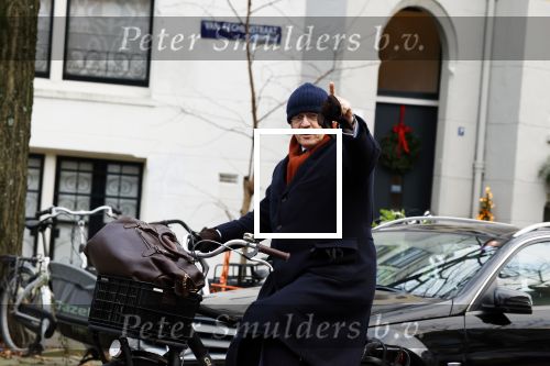 Amsterdam 11 december 2024
Ferdinand Grapperhaus op de fiets in Amsterdam zuid.