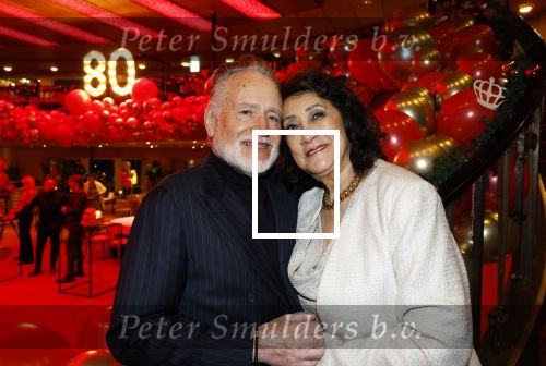 Rotterdam 21 december 2024
Hans Bouwens ( George Baker ) viert samen metb zijn vrouw Blanche en familie zijn 80e verjaardag op SS Rotterdam.