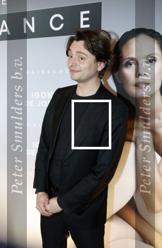 Amsterdam 11 december 2024
Premiere Igone de Jongh in de stadsschouwburg. Gover Meit