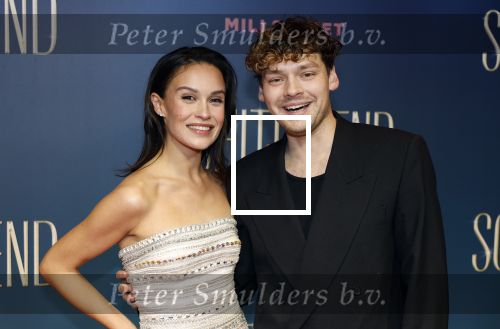 Amsterdam 9 december 2024
Premiere Schitetrend met in de hoofdrollen Holly Brood Gijs Scholten v Asschat Caro Lenssen Hannah Hoekstra Maarten Heijemans Bobbie Mulder Sidar Toksoz  in Tuschinski. Holly Brood en Soy Kroon