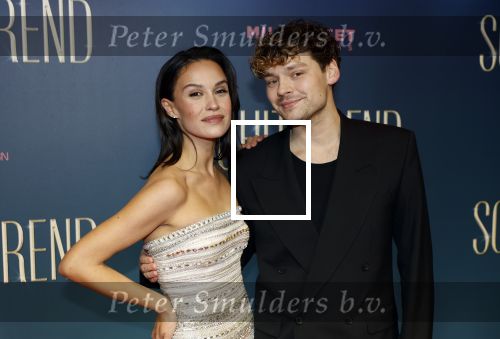Amsterdam 9 december 2024
Premiere Schitetrend met in de hoofdrollen Holly Brood Gijs Scholten v Asschat Caro Lenssen Hannah Hoekstra Maarten Heijemans Bobbie Mulder Sidar Toksoz  in Tuschinski. Holly Brood en Soy Kroon
