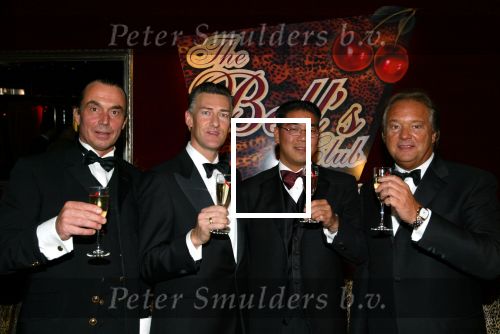 Amstelveen 31 oktober 2002

Opening Bells club van John v Katwijk, Bob Pels en Yip


Peter Smulders bv