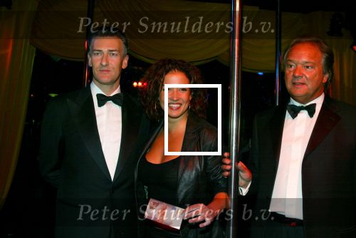 Amstelveen 31 oktober 2002

Opening Bells club van John v Katwijk, Bob Pels en Yip
Katja Schuurman

Peter Smulders bv