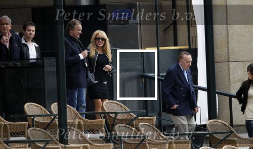 Amsterdam 7 april 2011
Surprise feestje voor Patricia Paay haar 62e verjaardag bij het Hilton hotel.
oa aanwezig haar vader en moeder vriend Nicky v Dam schoonvader zus Yvonne Keeley met dochter en John en Loes v Katwijk. Ze varen met boot door de grachten.
Peter Smulders bv
Peter Smulders bv