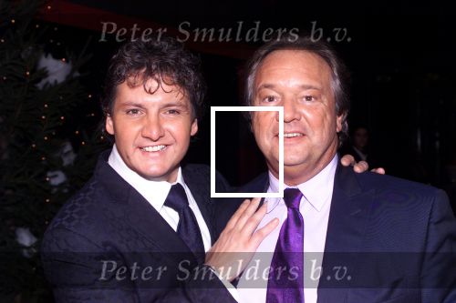 ROTTERDAM 7 december 2001
Rene Froger in AHOY
  Rene Froger en John v Katwijk

Peter Smulders bv