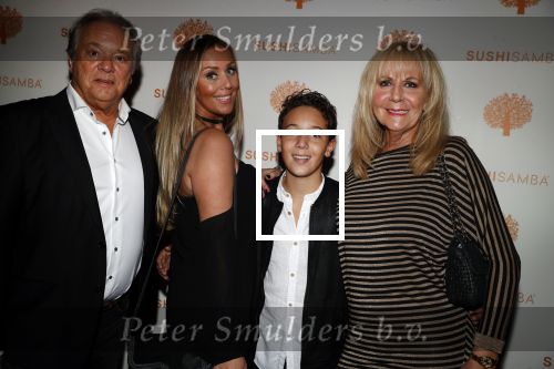 Amsterdam 16 oktober 2017 
Opening van het nieuwe restaurant van Won Yip Sushisamba bij het holland casino . John en Loes v Katwijk met dochter en kleinzoon