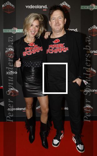 Hilversum 22 december 2024
Boxing infuencers event in studio 21 . Johnny de Mol met zijn vrouw Anouk