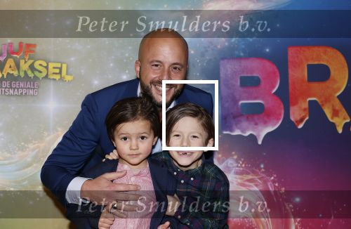 Amsterdam 8 december 2024
Premiere Juf Brakel in Pathe Arena met in de hoofdrollen Nicolette v Dam Martijn Fischer Annette Barlo Ditmar Marlin Flint de Man Floris Gobel Annick Boer Aram v d Rest Bart Oomen Carolina Dijkhuizen ea.Jon Karthaus kwam met zijn kinderen