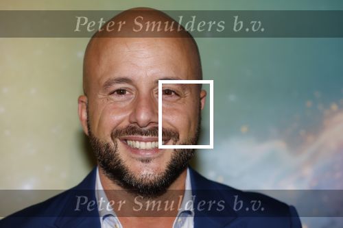 Amsterdam 8 december 2024
Premiere Juf Brakel in Pathe Arena met in de hoofdrollen Nicolette v Dam Martijn Fischer Annette Barlo Ditmar Marlin Flint de Man Floris Gobel Annick Boer Aram v d Rest Bart Oomen Carolina Dijkhuizen ea.Jon Karthaus kwam met zijn kinderen