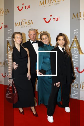 Amsterdam 17 december 2024
Premiere Mufasa (disney) in hotel l\'Europe. Kya v Rossum en Ruby v Rossum