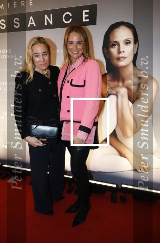 Amsterdam 11 december 2024
Premiere Igone de Jongh in de stadsschouwburg. Lieke v Lexmond kwam met haar zus Jetteke