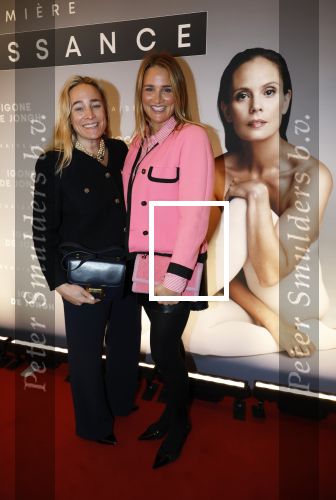 Amsterdam 11 december 2024
Premiere Igone de Jongh in de stadsschouwburg. Lieke v Lexmond kwam met haar zus Jetteke