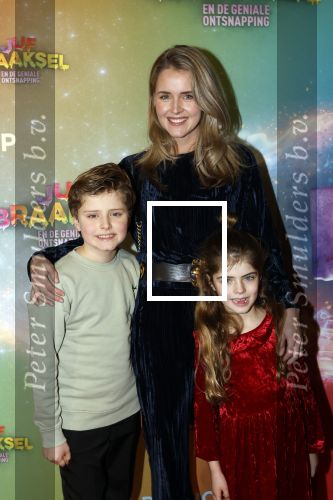 Amsterdam 8 december 2024
Premiere Juf Brakel in Pathe Arena met in de hoofdrollen Nicolette v Dam Martijn Fischer Annette Barlo Ditmar Marlin Flint de Man Floris Gobel Annick Boer Aram v d Rest Bart Oomen Carolina Dijkhuizen ea.Liza Sips kwam met haar kinderen