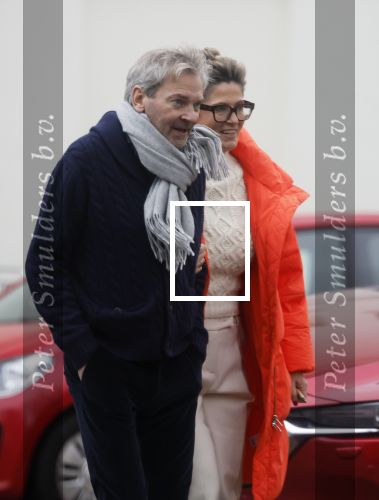 Den Haag 21 december 2024
Matthijs v Nieuwkerk en zijn vrouw Martha Riemsma zijn vandaag in kleine kring getrouwd . Ook de beide zoons van Martha waren aanwezig.