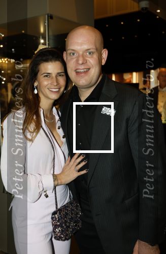 Amsterdam 13 december 2024
Michael v Gerwen met zijn vrouw op Masters of Luxury.