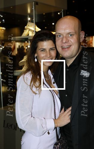 Amsterdam 13 december 2024
Michael v Gerwen met zijn vrouw op Masters of Luxury.