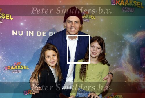Amsterdam 8 december 2024
Premiere Juf Brakel in Pathe Arena met in de hoofdrollen Nicolette v Dam Martijn Fischer Annette Barlo Ditmar Marlin Flint de Man Floris Gobel Annick Boer Aram v d Rest Bart Oomen Carolina Dijkhuizen ea. Mike Weerts kwam met zijn dochter en een vriendinnetje