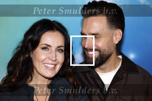 Amsterdam 8 december 2024
Premiere Juf Brakel in Pathe Arena met in de hoofdrollen Nicolette v Dam Martijn Fischer Annette Barlo Ditmar Marlin Flint de Man Floris Gobel Annick Boer Aram v d Rest Bart Oomen Carolina Dijkhuizen ea. Nick Schilder met zijn vrouw Kirsten Schilder en hun dochter