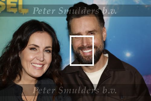 Amsterdam 8 december 2024
Premiere Juf Brakel in Pathe Arena met in de hoofdrollen Nicolette v Dam Martijn Fischer Annette Barlo Ditmar Marlin Flint de Man Floris Gobel Annick Boer Aram v d Rest Bart Oomen Carolina Dijkhuizen ea. Nick Schilder met zijn vrouw Kirsten Schilder en hun dochter