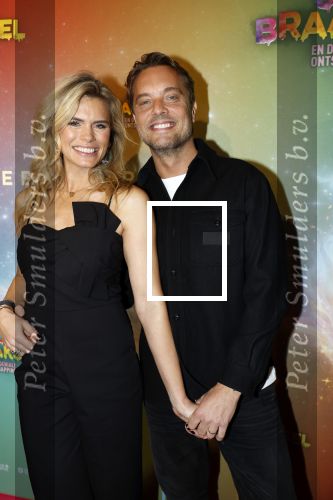Amsterdam 8 december 2024
Premiere Juf Brakel in Pathe Arena met in de hoofdrollen Nicolette v Dam Martijn Fischer Annette Barlo Ditmar Marlin Flint de Man Floris Gobel Annick Boer Aram v d Rest Bart Oomen Carolina Dijkhuizen ea. Nicolette v Dam en man Bas Smit
