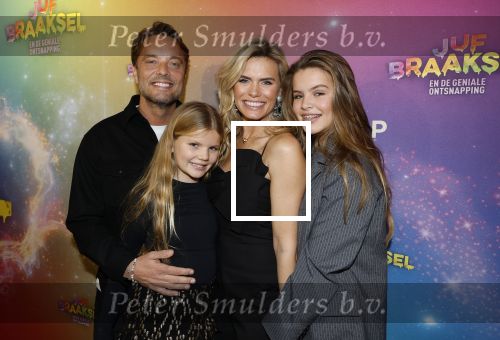 Amsterdam 8 december 2024
Premiere Juf Brakel in Pathe Arena met in de hoofdrollen Nicolette v Dam Martijn Fischer Annette Barlo Ditmar Marlin Flint de Man Floris Gobel Annick Boer Aram v d Rest Bart Oomen Carolina Dijkhuizen ea.