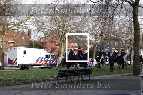Amsterdam 31 januari 2021
Veel ME en politie in Amsterdam zuid ivm demonstraties en panden / winkels op de PC Hooftstraat zijn dicht getimmerd