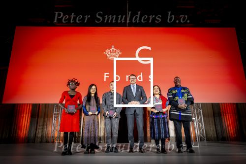 Amsterdam 3 december 2024
Uitreiking Prins Calus prijzen in het paleis op de dam . Aanwezig names koninklijke familie , Koning Willem Alexander Prins Constantijn Prinses Laurentien  en Prinses Mabel .