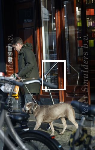 Amsterdam 19 december 2024
Prins maurits en zijn hond doen boodschappen in Amsterdam zuid en ga via het vondelpark naar huis .