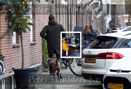 Amsterdam 19 december 2024
Prins maurits en zijn hond doen boodschappen in Amsterdam zuid en ga via het vondelpark naar huis .