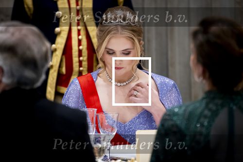 Amsterdam 10 december 2024
Staatsbezoek Portugal Koningin Maxima, president van Portugal Marcelo Rebelo de Sousaen  Koning Willem-Alexander bij paleis op de dam. Ook prinses Amalia is aanwezig bij het staatsbanket.
