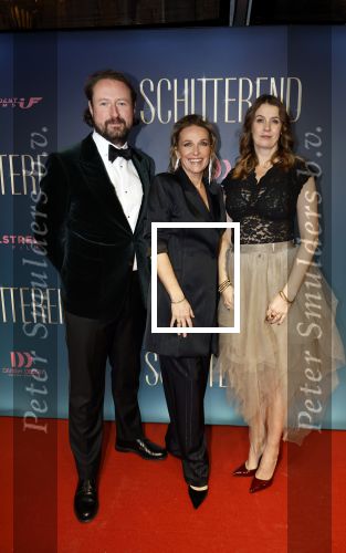 Amsterdam 9 december 2024
Premiere Schitetrend met in de hoofdrollen Holly Brood Gijs Scholten v Asschat Caro Lenssen Hannah Hoekstra Maarten Heijemans Bobbie Mulder Sidar Toksoz  in Tuschinski. Rachel v Bommel