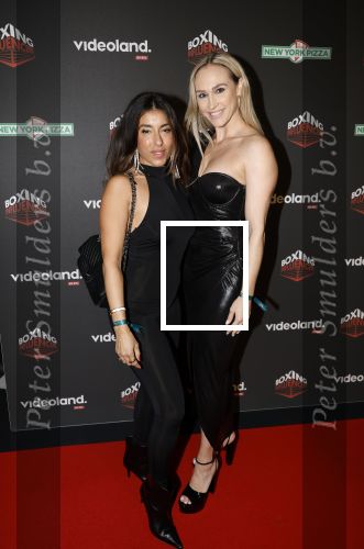 Hilversum 22 december 2024
Boxing infuencers event in studio 21 . Renate Bonjasky met een vriendin
