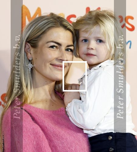 Utrecht 22 december 2024
Premiere Mees Kees in Utrecht . Renee Gunning en dochter Mabel