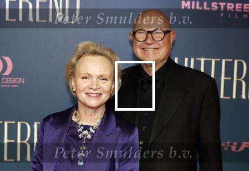 Amsterdam 9 december 2024
Premiere Schitetrend met in de hoofdrollen Holly Brood Gijs Scholten v Asschat Caro Lenssen Hannah Hoekstra Maarten Heijemans Bobbie Mulder Sidar Toksoz  in Tuschinski. Renee Soutendijk met man Thed Lenssen en kleinkinderen