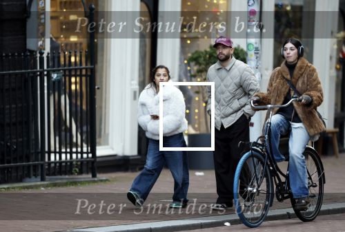 Amsterdam 20 december 2024
Rolf Sanchez met vriendin in het centrum van Amsterdam.