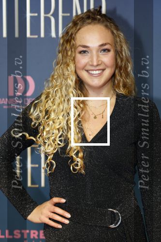 Amsterdam 9 december 2024
Premiere Schitetrend met in de hoofdrollen Holly Brood Gijs Scholten v Asschat Caro Lenssen Hannah Hoekstra Maarten Heijemans Bobbie Mulder Sidar Toksoz  in Tuschinski. Romy Ruitenbeek