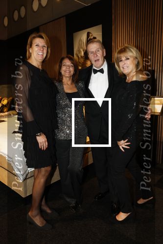 Amsterdam 14 november 2024
VIP Day Masters Expo in de RAI. Vrouw en dochter Wim Suurbier en Ron Heruer